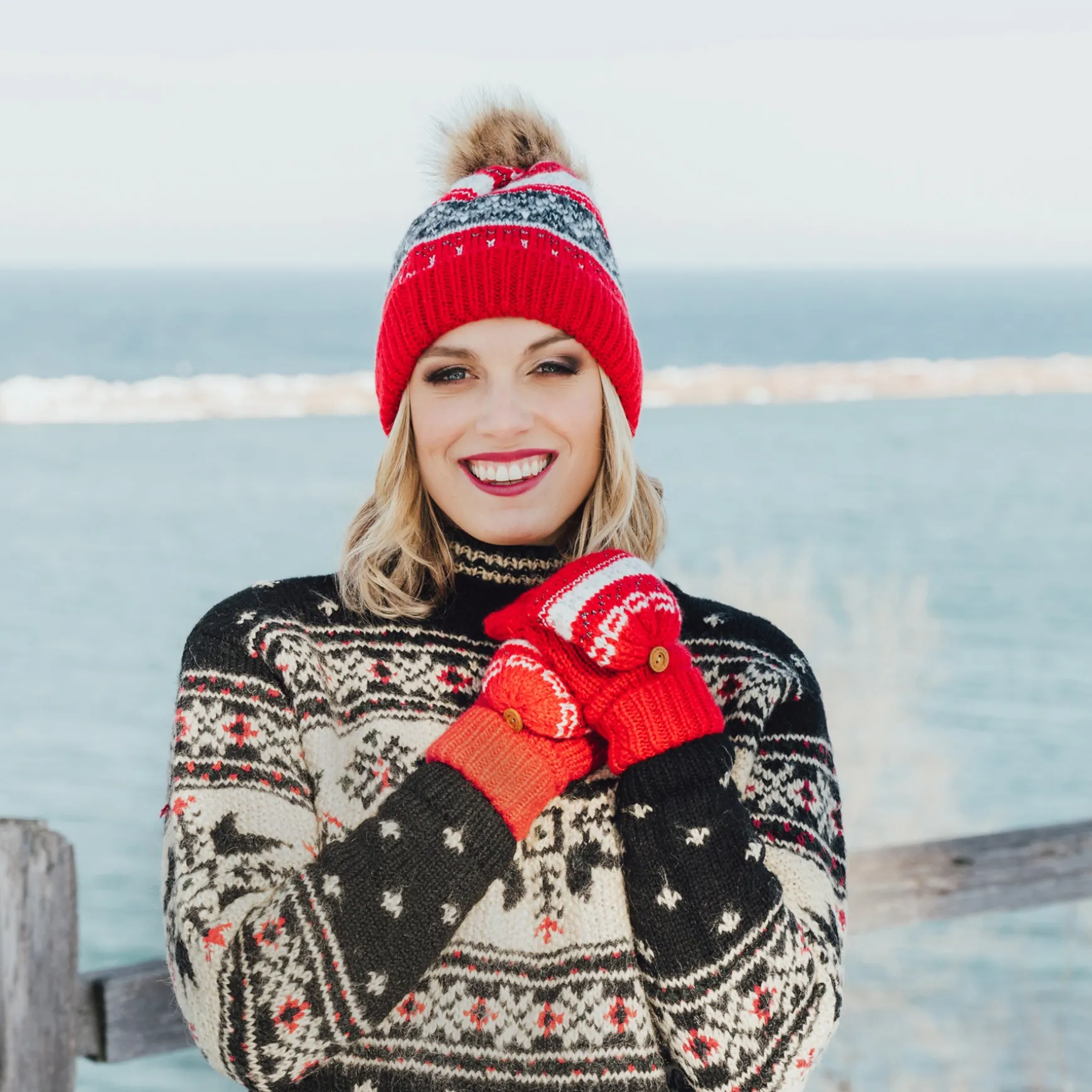 Women's Mixed Yarn Flip Mittens